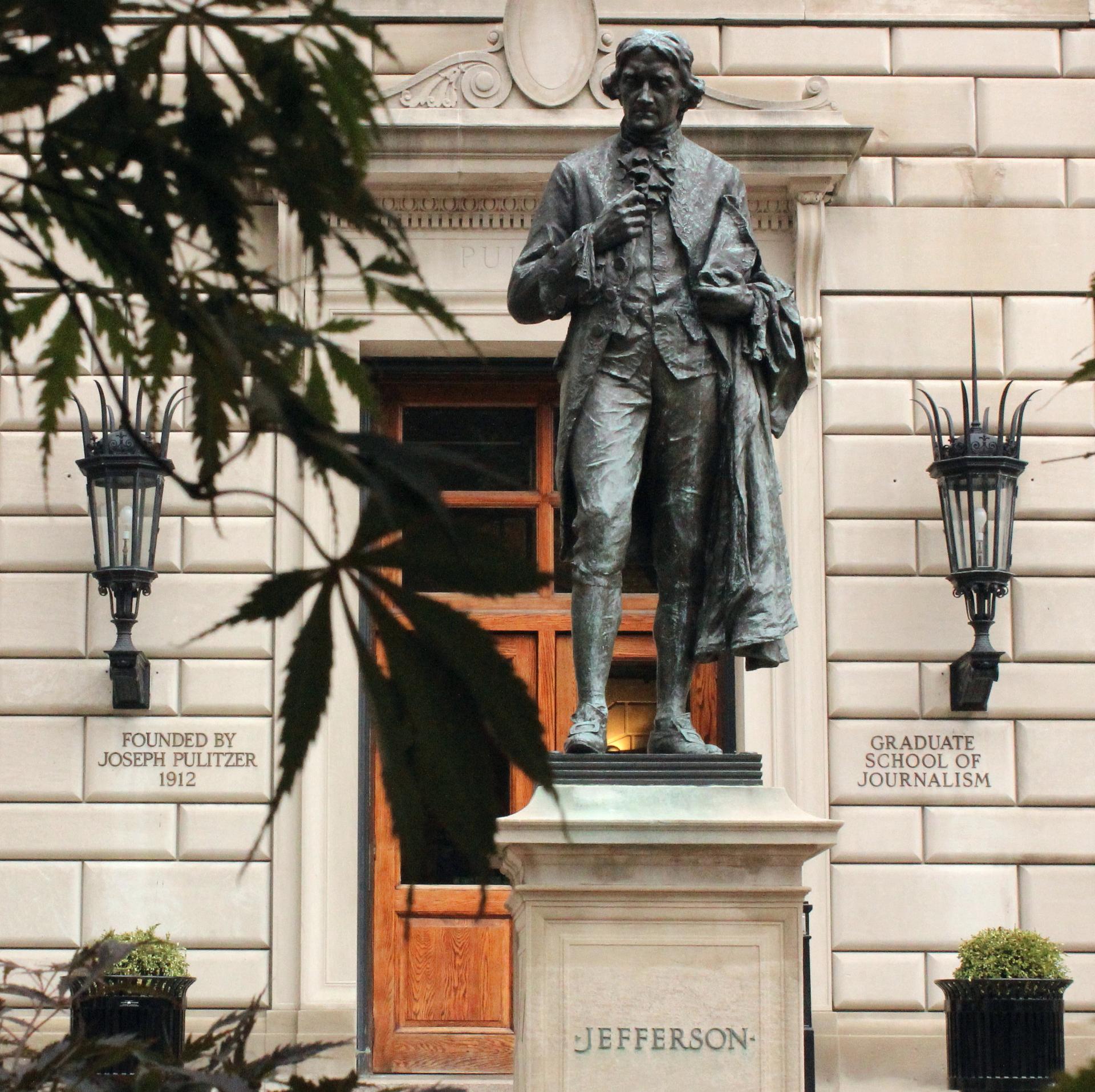 Photo by Guido Verona Statue of Thomas Jefferson outside Pulitzer Hall, the School of Journalism